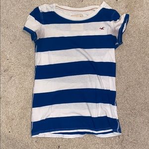 HOLLISTER blue and white striped t-shirt